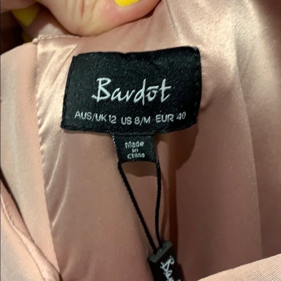 Bardot nude color dress - Picture 2 of 2